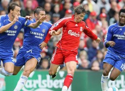 足彩网官网|斯坦丘伤势未愈恐缺战芬兰关键役，加练行为遭罗马尼亚队紧急阻止