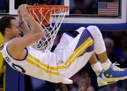 足彩网官网_周二欧联焦点战，巴萨诺坎普主场迎击法兰克福，1140天等待后的终极考验