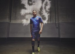 足彩网_NBA战报，浓眉29+8率湖人高歌猛进，杜兰特稳定输出，独行侠复仇火箭止连败